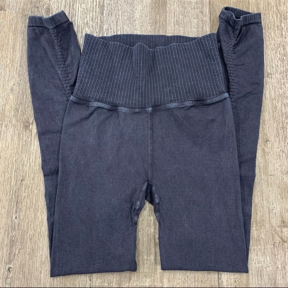 Free People Good Karma 7/8 leggings Washed charcoal Black XS/S no logo - Picture 3 of 9